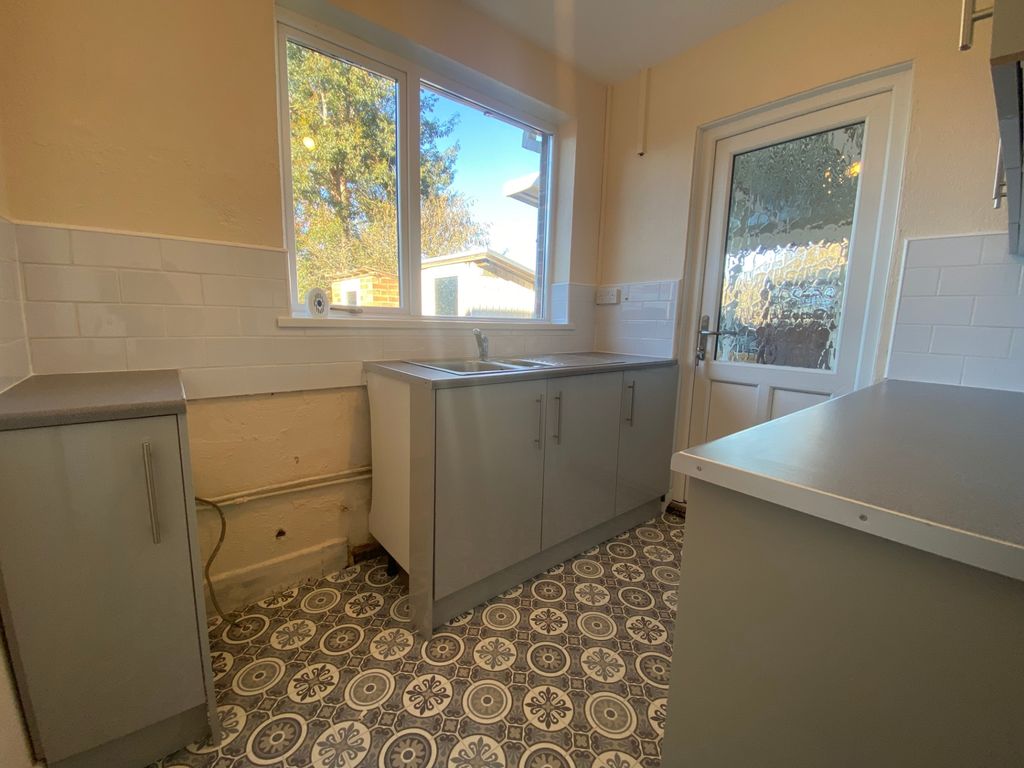 Property photo 3 of 14 Photo 8