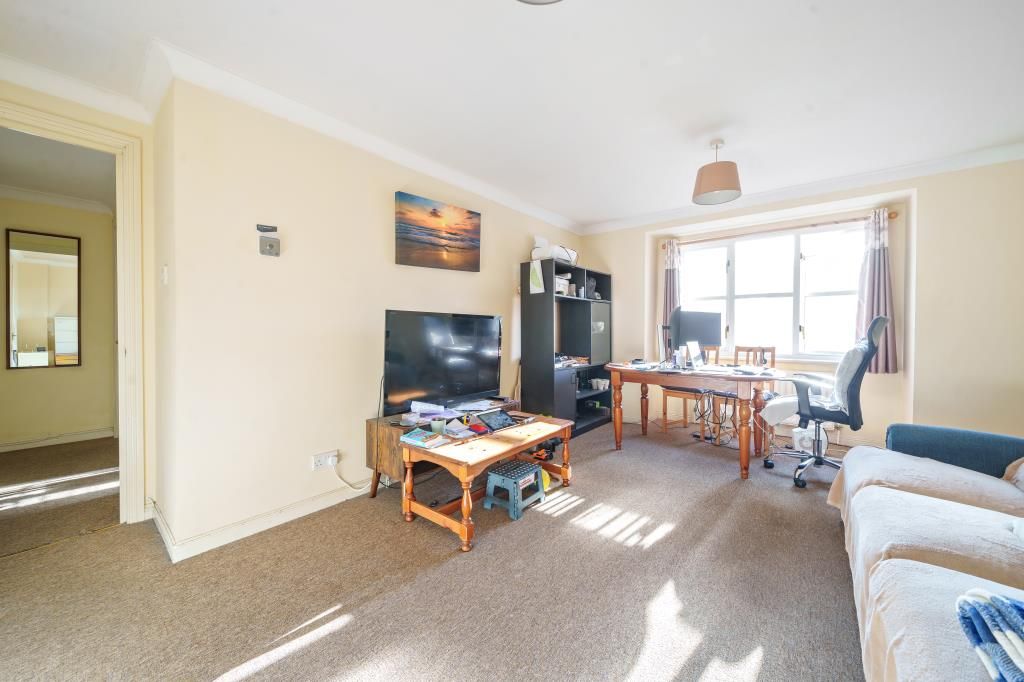 Property photo 3 of 17 Living Room