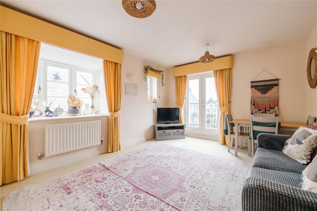 Property photo 3 of 13 Picture No. 08