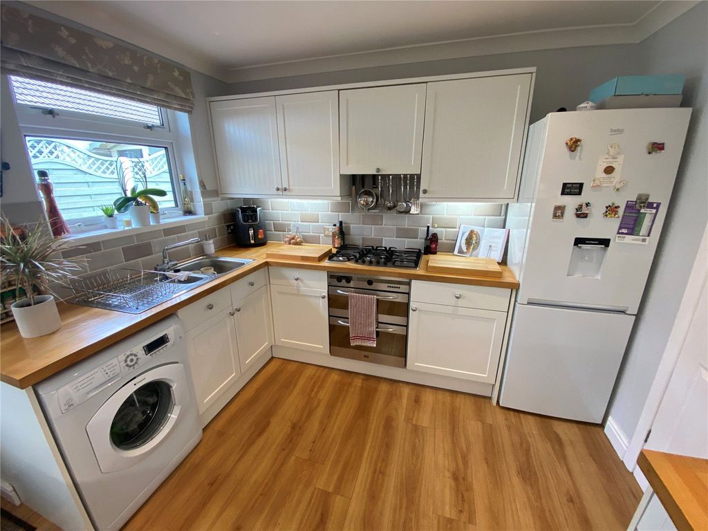 Property photo 3 of 26 Picture No. 19