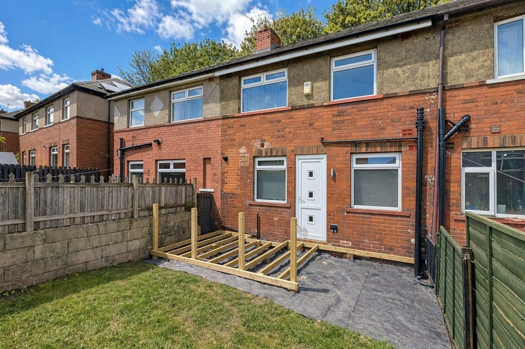 Property photo 2 of 20 Park Lane Ewemove Siddal (31)