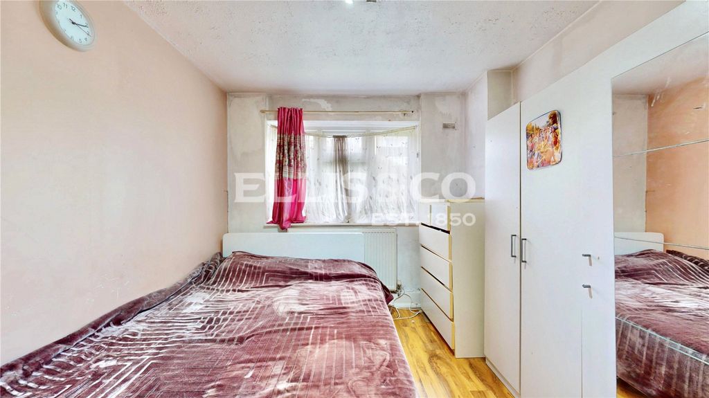 Property photo 3 of 14 Picture No. 02