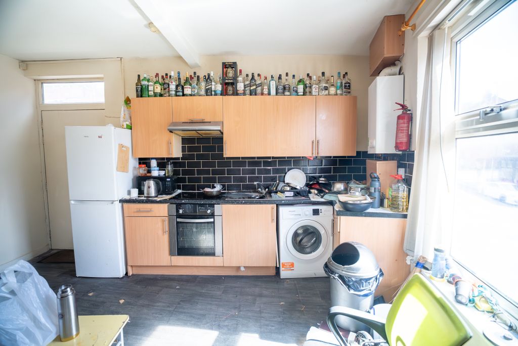 Property photo 3 of 15