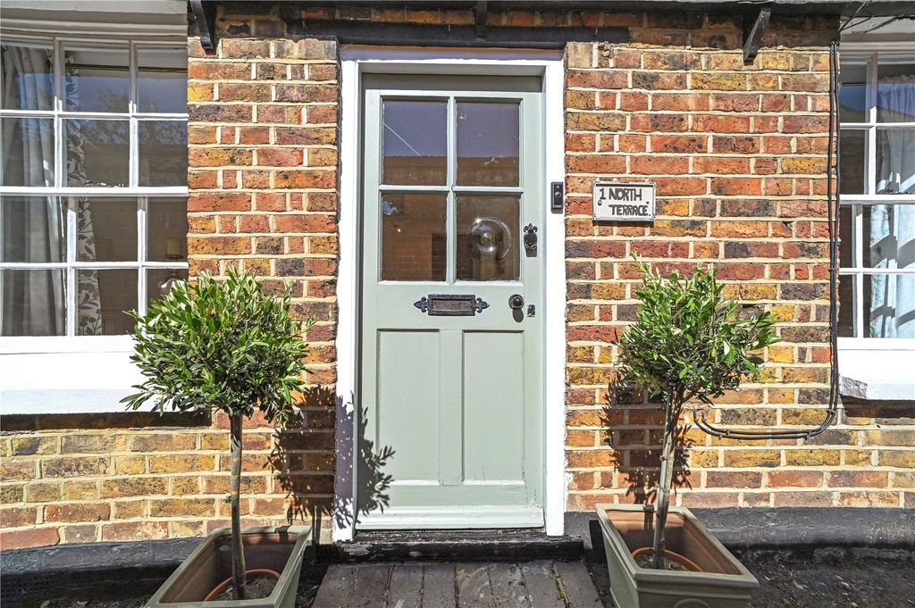 Property photo 1 of 22 Picture No. 23