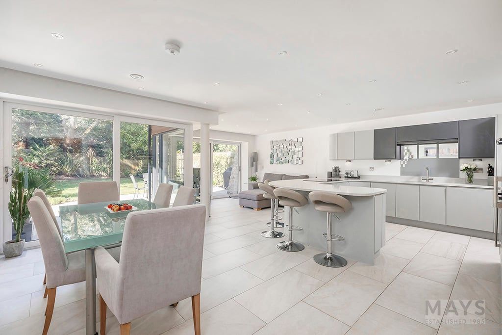 Property photo 2 of 38