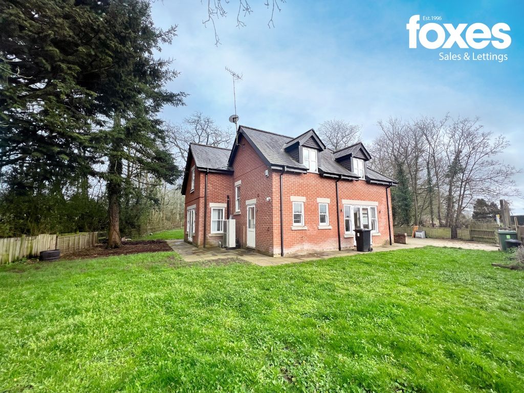 Property photo 1 of 28 2294761