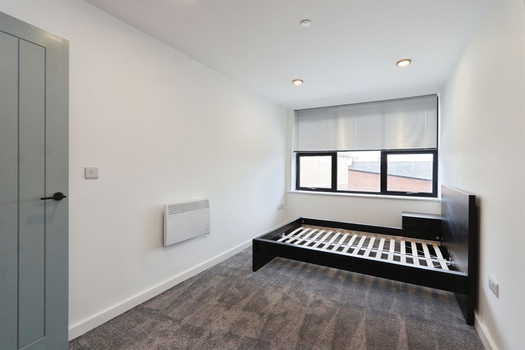 Additional image 7 of 1 bed flat for saleBurlington Street, Chesterfield S40