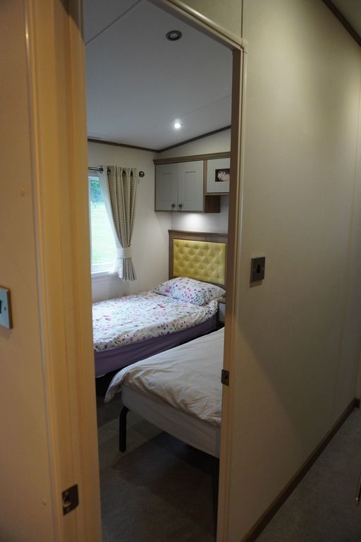 Property photo 2 of 30