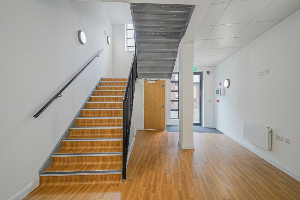 Property photo 2 of 21 Dsc08156.Jpeg