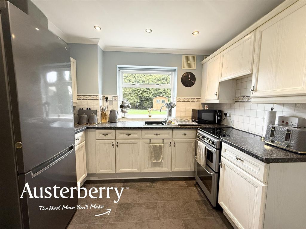 Property photo 2 of 18 Img_5656.Jpg