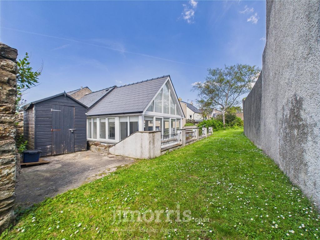Property photo 3 of 38 Cam02122G0-Pr0304-Still029.Jpg