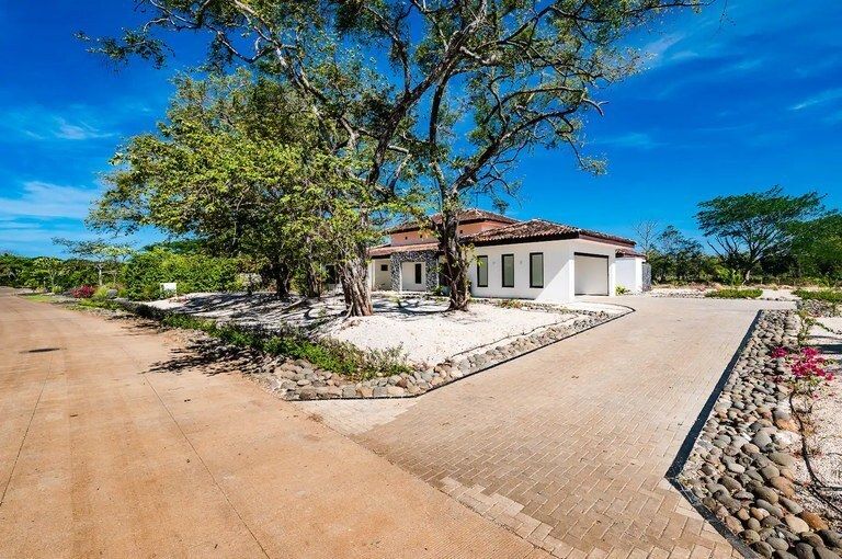 Property photo 2 of 15 <Alttext/>