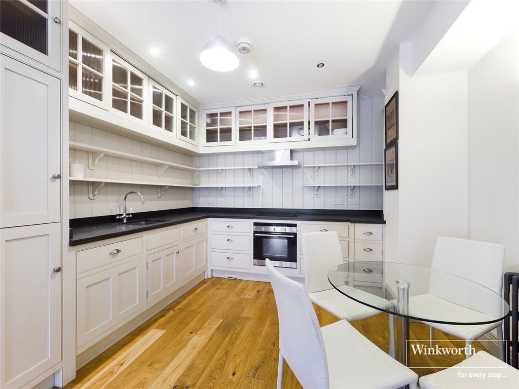 Property photo 3 of 9 Picture No. 21