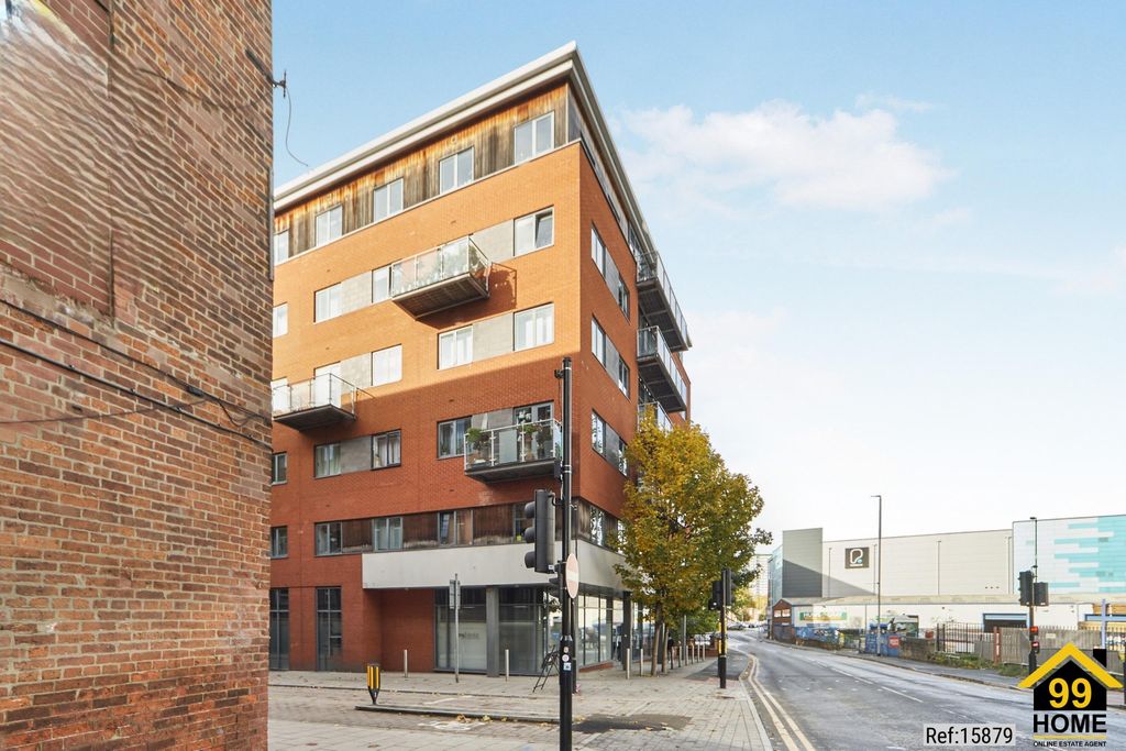 Property photo 1 of 14 Photo 0