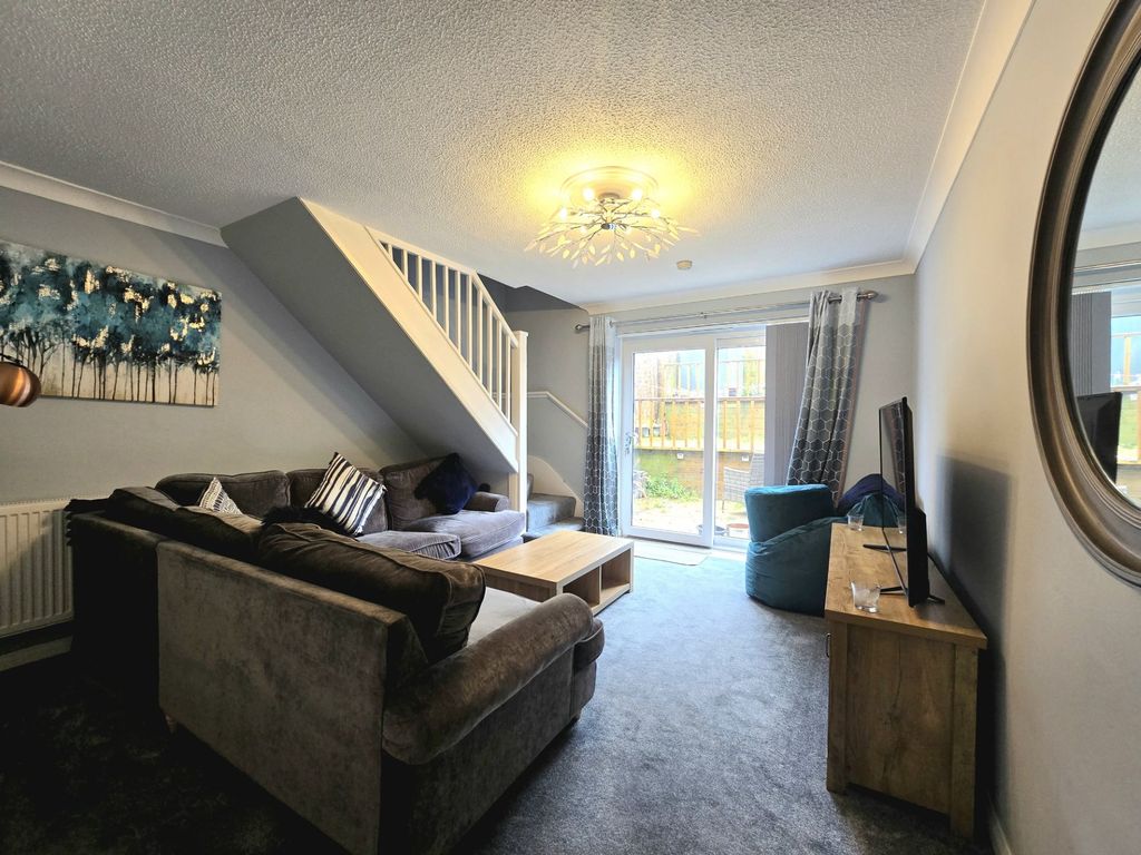 Property photo 2 of 23