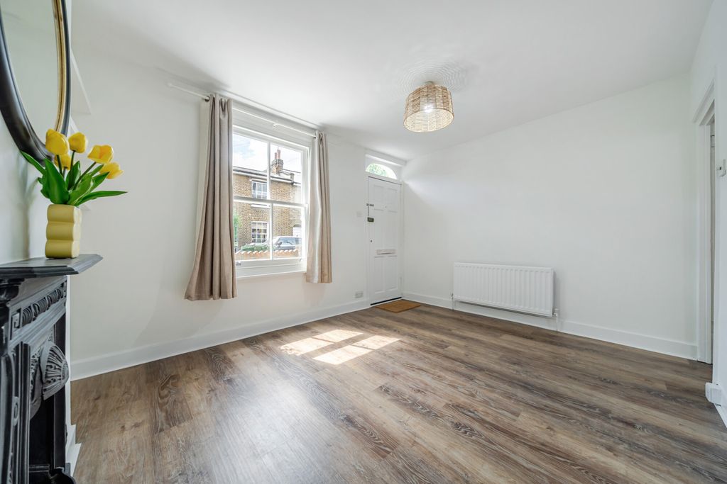 Property photo 3 of 22 1485355-14-6A43cd...
