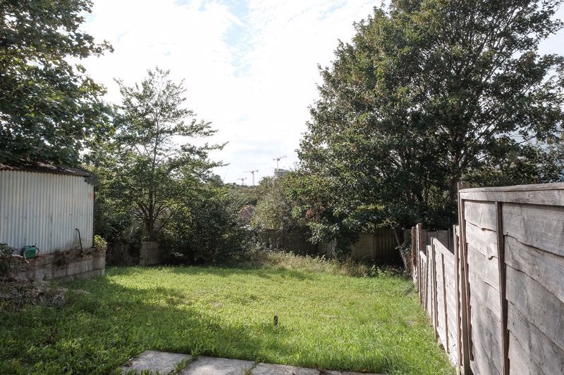 Property photo 3 of 12 Garden