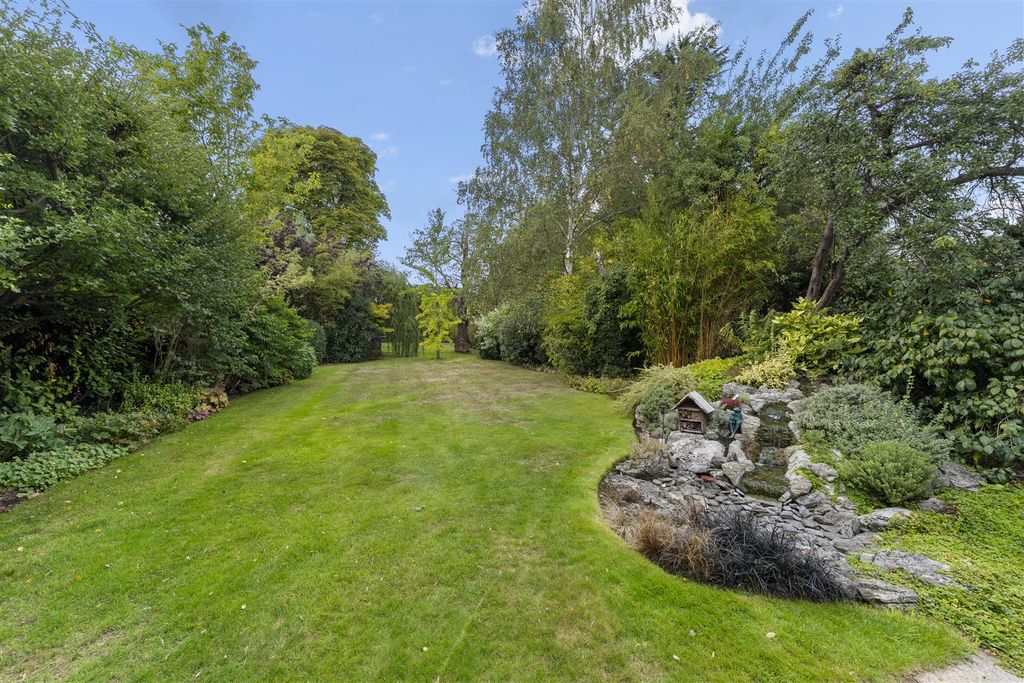 Property photo 2 of 15