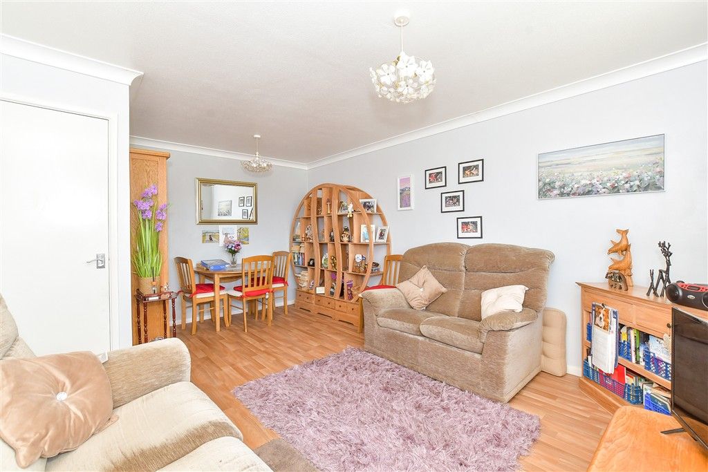 Property photo 1 of 12 Lounge/Diner