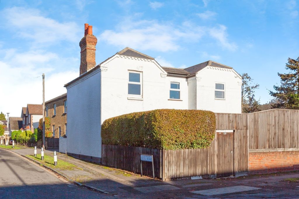 Property photo 1 of 29