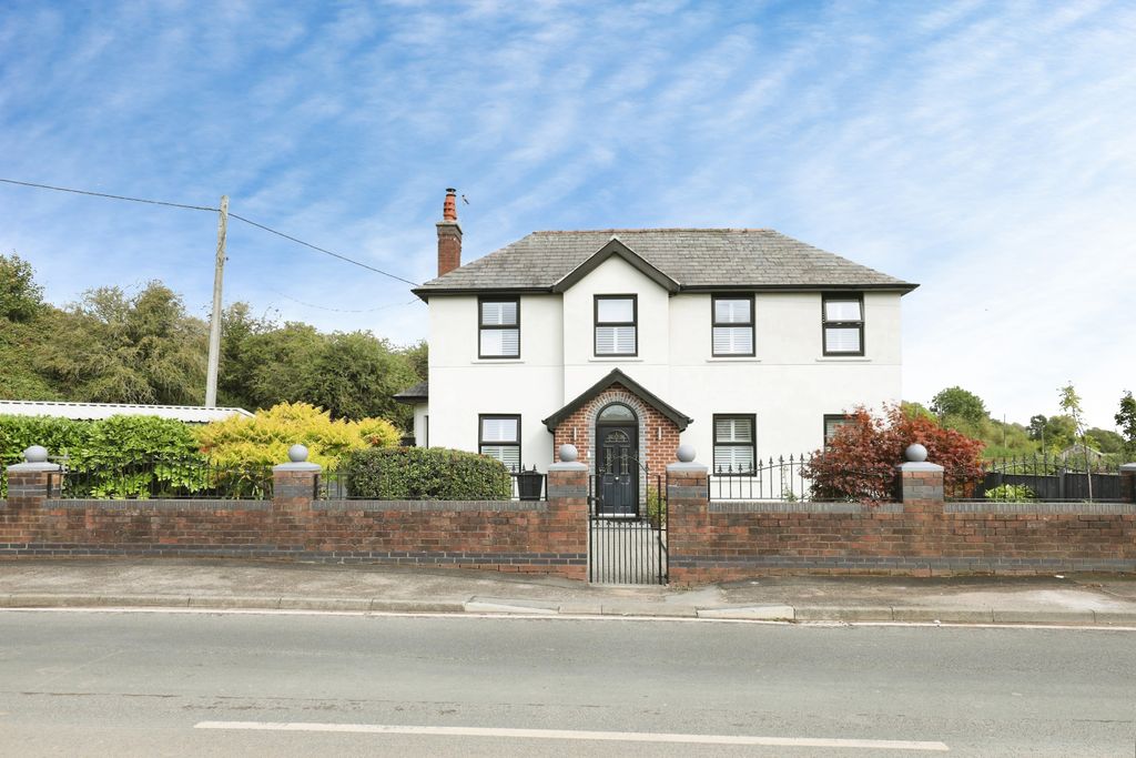 Property photo 1 of 31 31