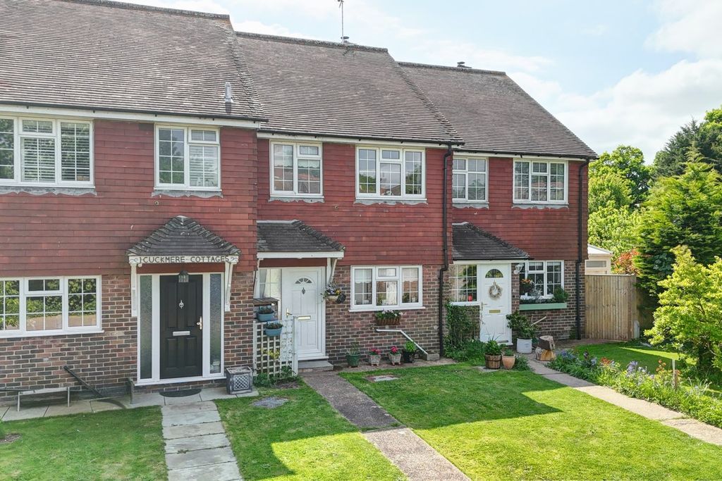 Property photo 1 of 25