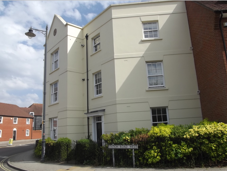 Property photo 1 of 4 Front