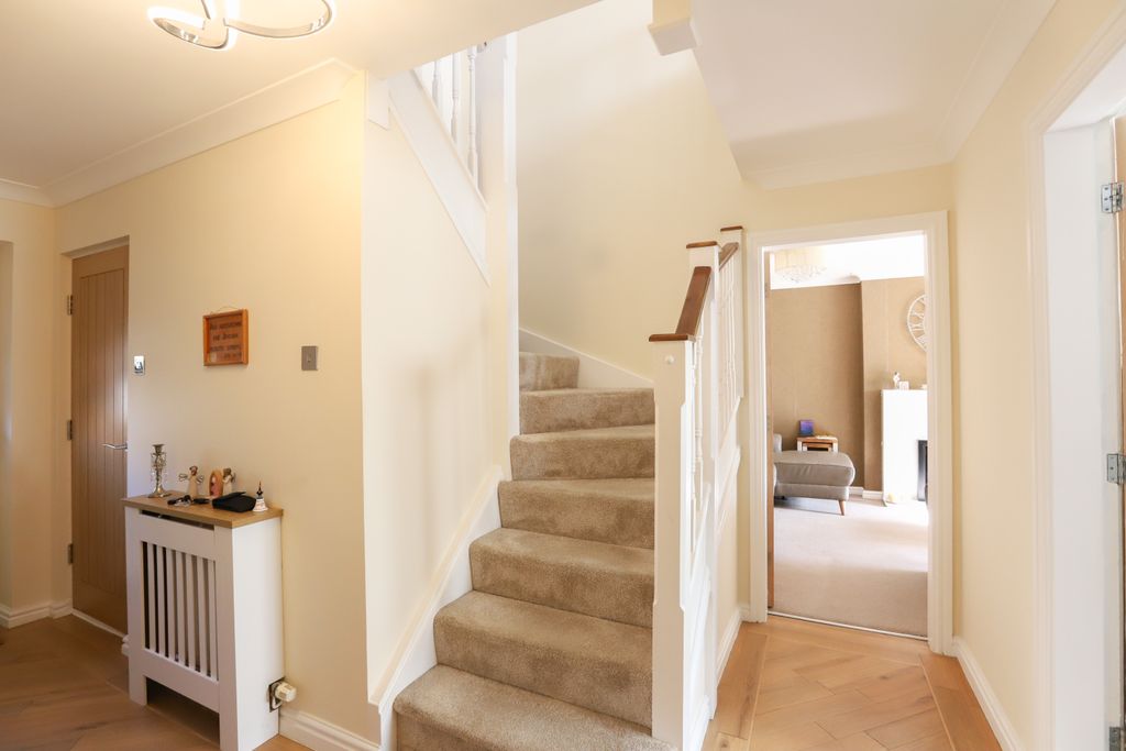 Property photo 3 of 32 3