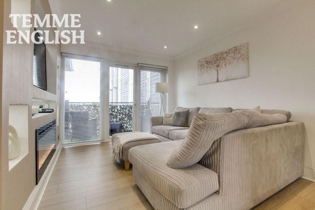 Property photo 3 of 9