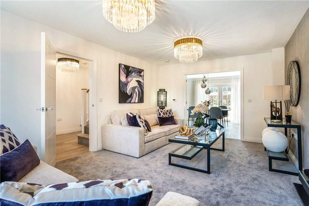 Property photo 3 of 7 Previous Show Home