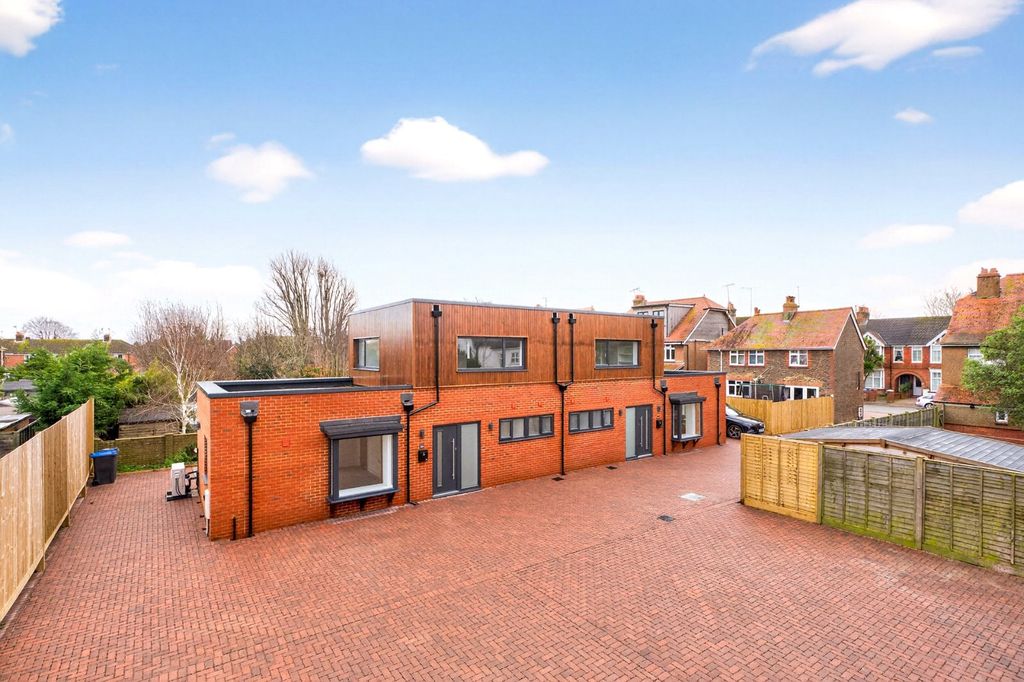 Property photo 1 of 11 Picture No. 03