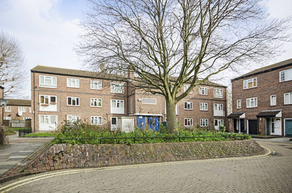 Property photo 1 of 6