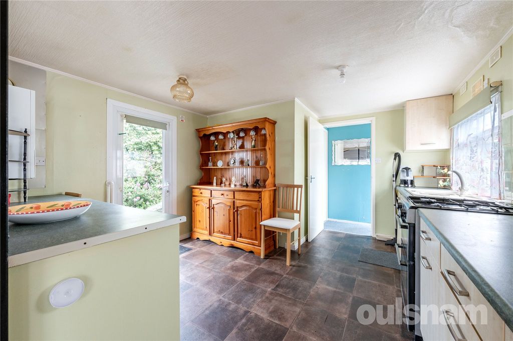 Property photo 3 of 11 Picture No. 13