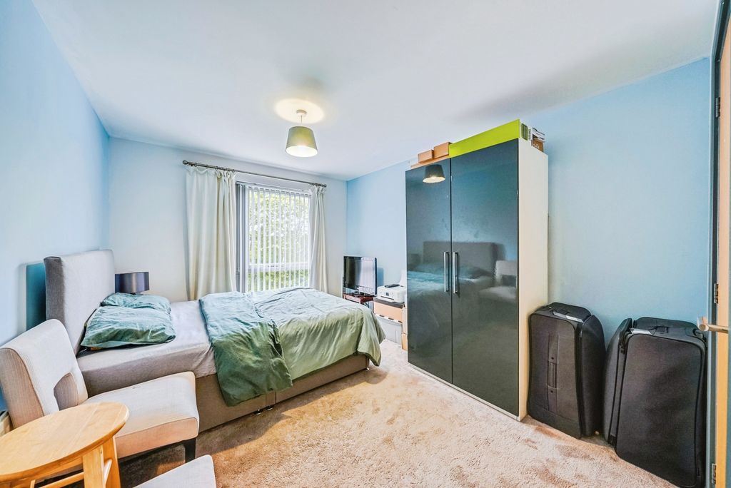 Additional image 12 of 2 bed flat for saleDulcie Close, Greenhithe DA9