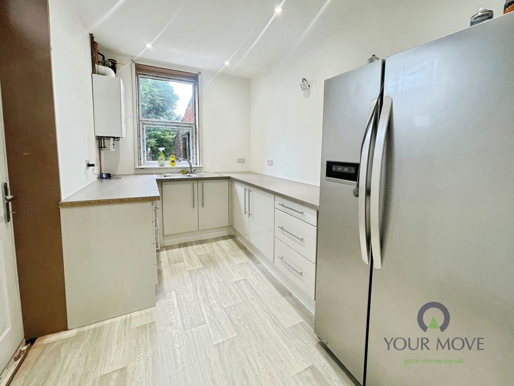 Property photo 3 of 8 Pbox-Img.Jpg