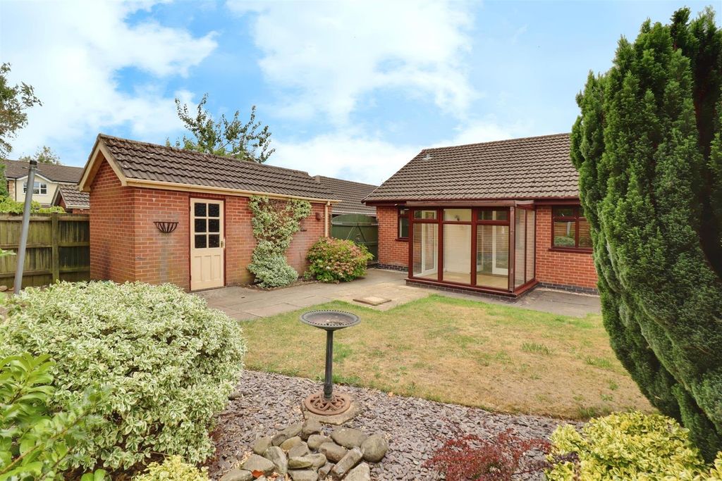 Property photo 2 of 23