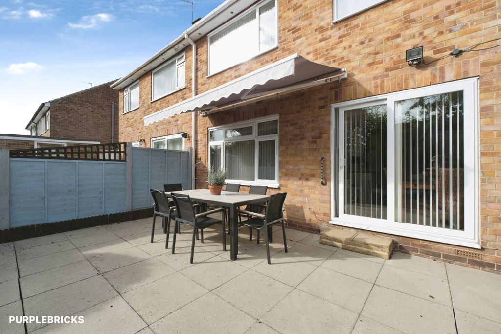 Property photo 2 of 3