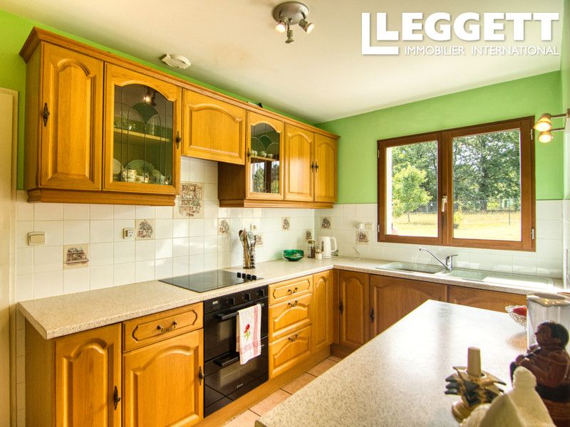 Property photo 2 of 10