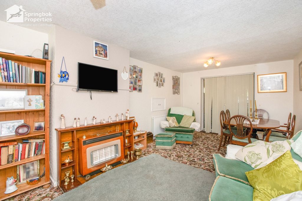 Property photo 3 of 11 Image 3