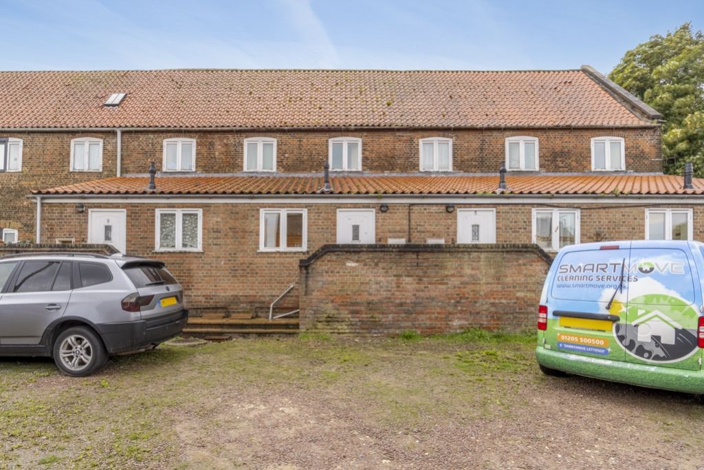 Property photo 1 of 7 4 Witham Riverside Mews (Boston)-1