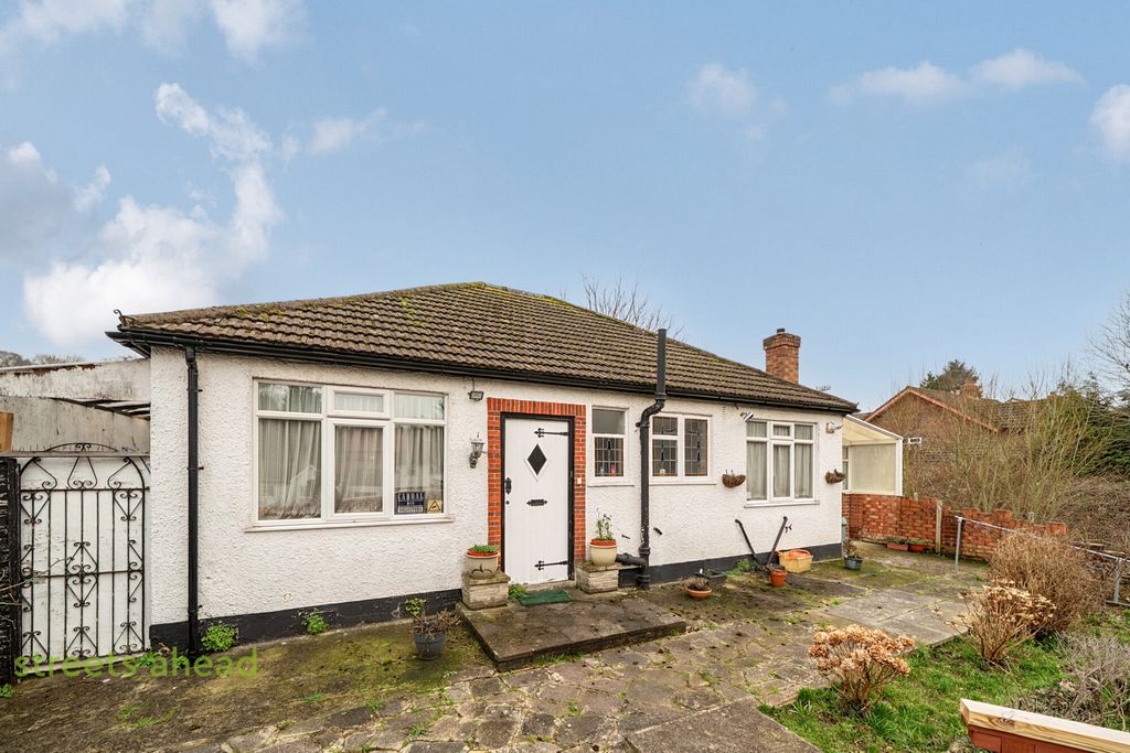 Property photo 1 of 17 5Ca5Aeca-2d12-4Da...