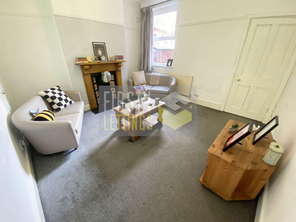 Property photo 1 of 18 Photo 15