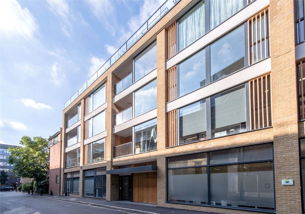 Property photo 1 of 19 Picture 15