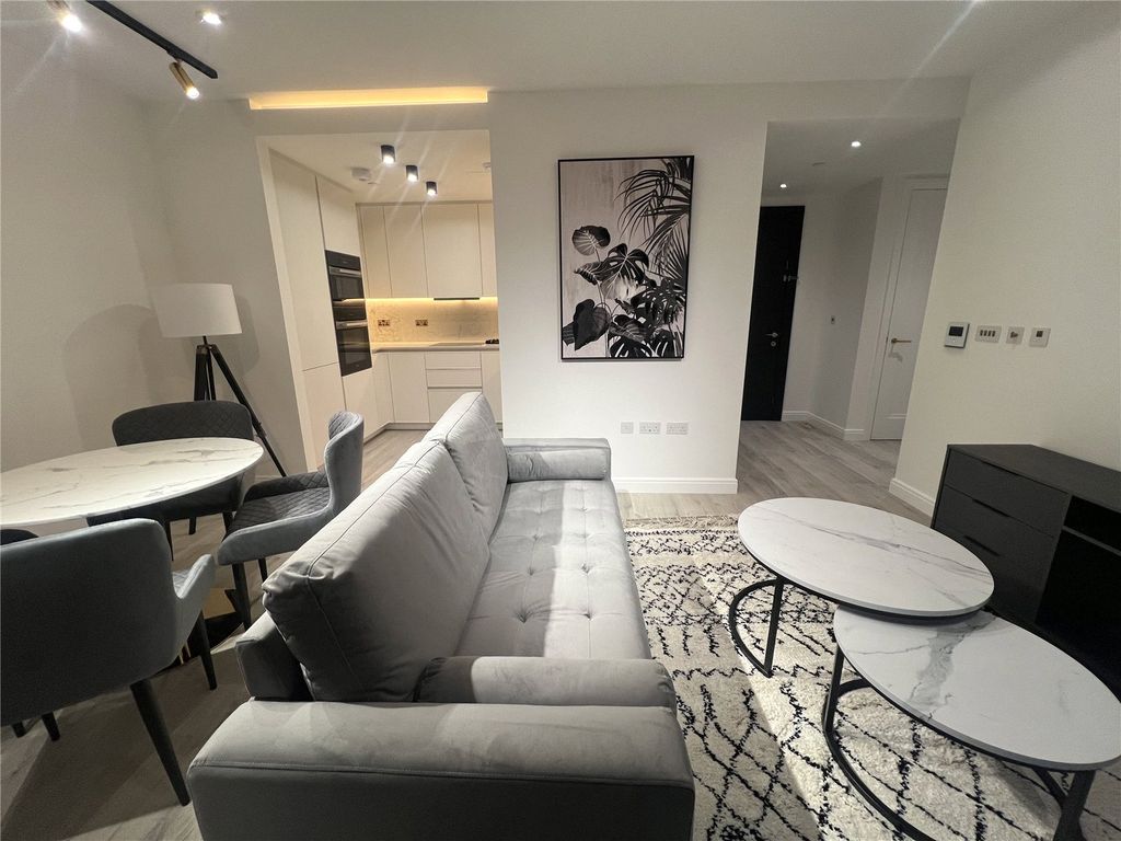 Property photo 3 of 28 Picture No. 22