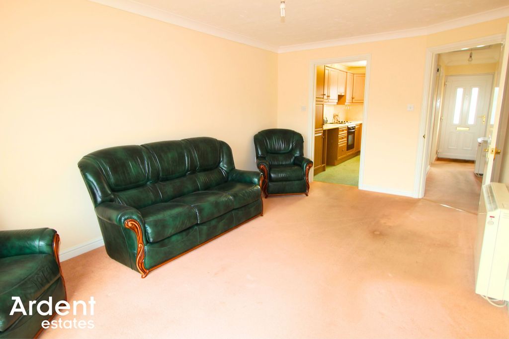 Property photo 3 of 13