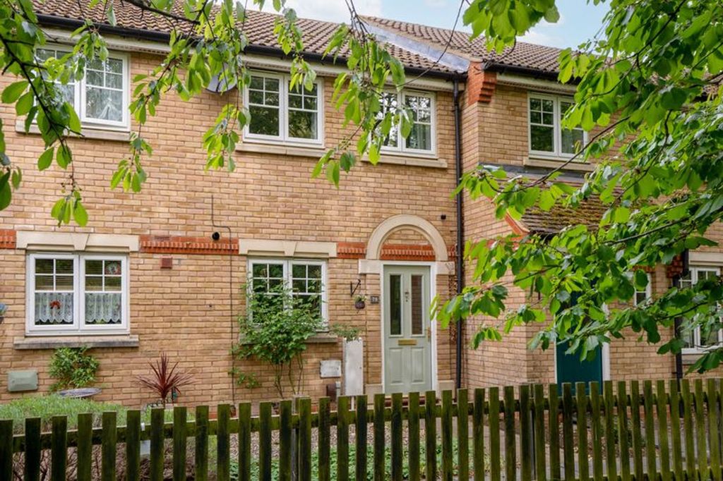 Property photo 1 of 9