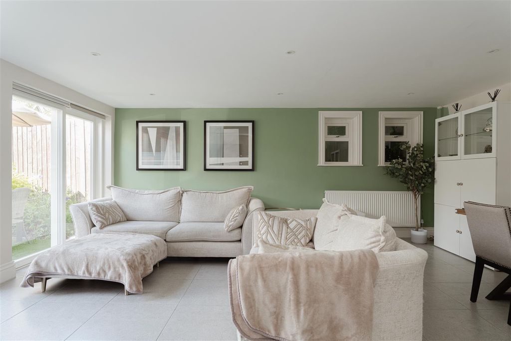 Property photo 2 of 16 9.Jpg