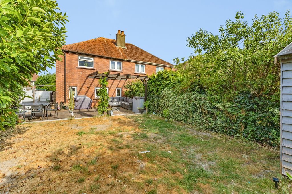 Property photo 3 of 20 Pbox-Img.Jpg