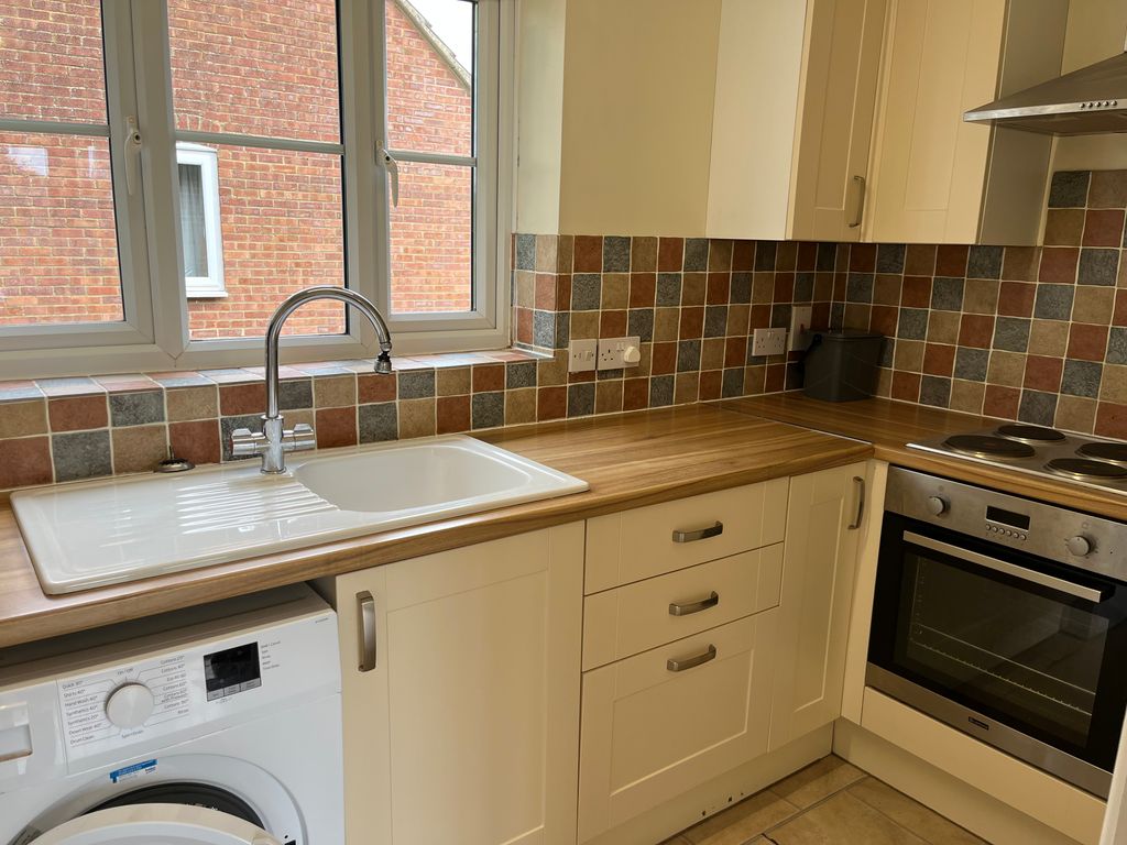 Property photo 2 of 5