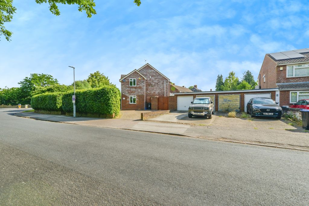 Additional image 22 of 4 bed semi-detached house for salePurwell Lane, Hitchin SG4